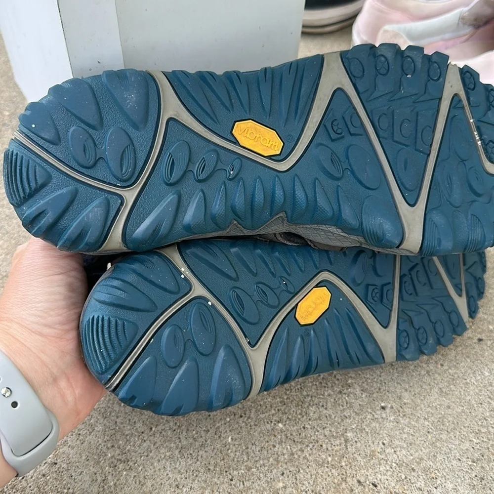 Men’s Merrell Sandals size 9